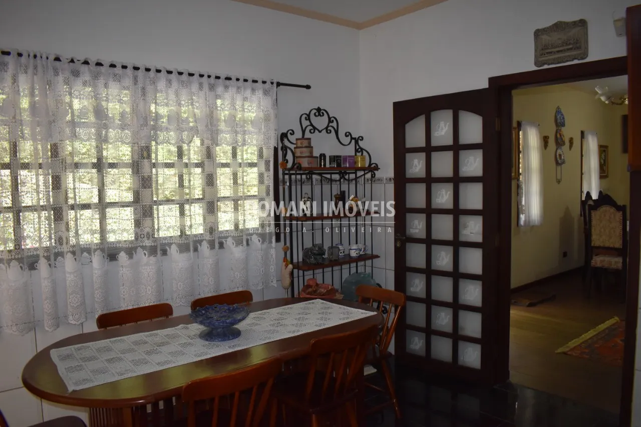 Casa à venda de 1.010 m² em Campos do Jordão, SP, Brasil