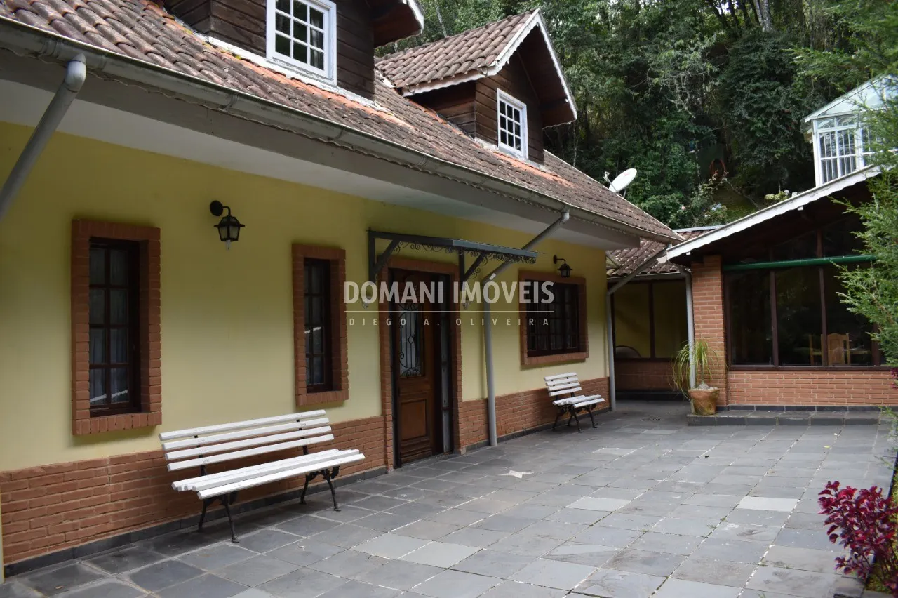 Casa à venda de 1.010 m² em Campos do Jordão, SP, Brasil