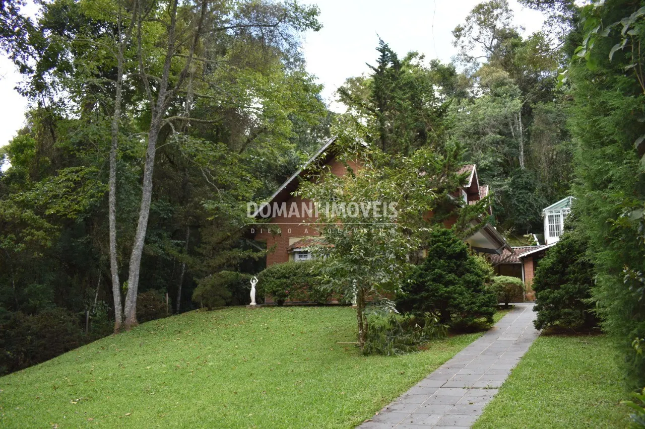 Casa à venda de 1.010 m² em Campos do Jordão, SP, Brasil