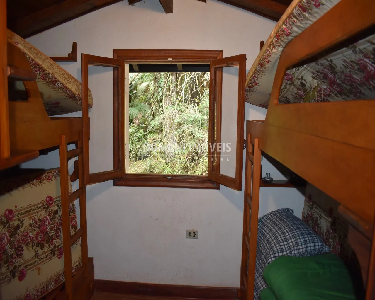 Casa à venda de 8 ha em Campos do Jordão, SP, Brasil