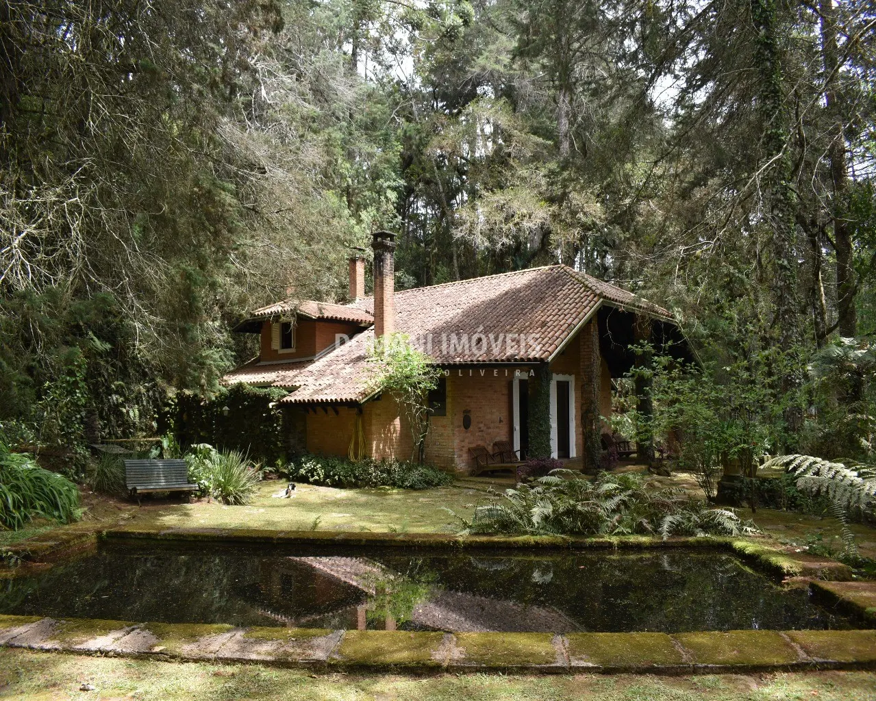 Casa à venda de 8 ha em Campos do Jordão, SP, Brasil