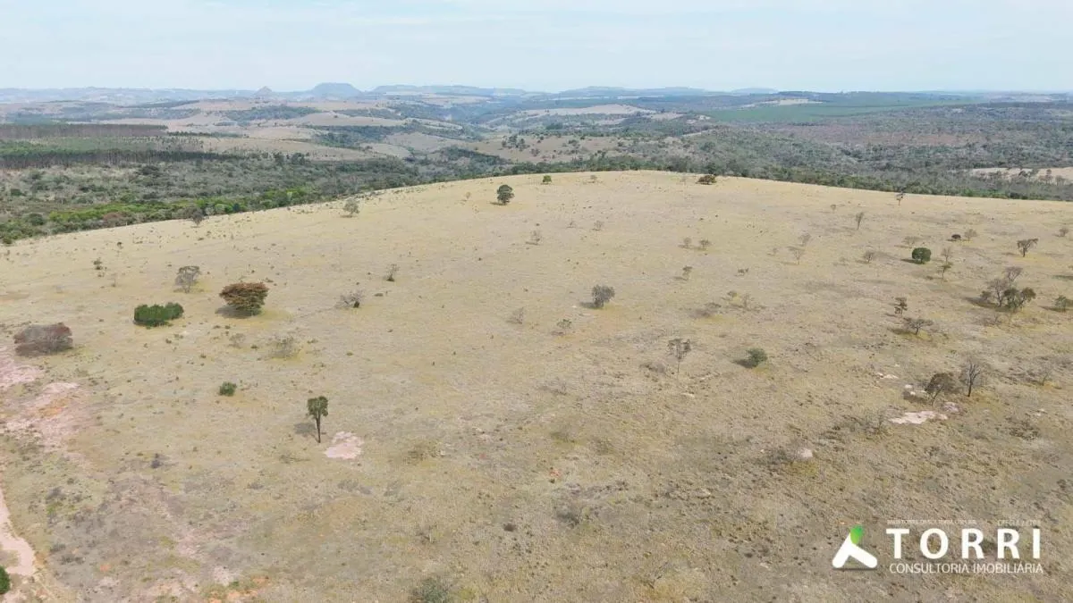 Fazenda à venda de 711 ha em Botucatu, SP, Brasil