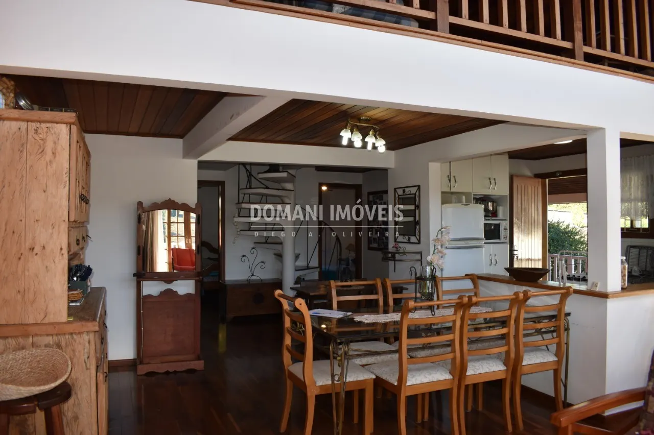 Casa à venda de 680 m² em Campos do Jordão, SP, Brasil