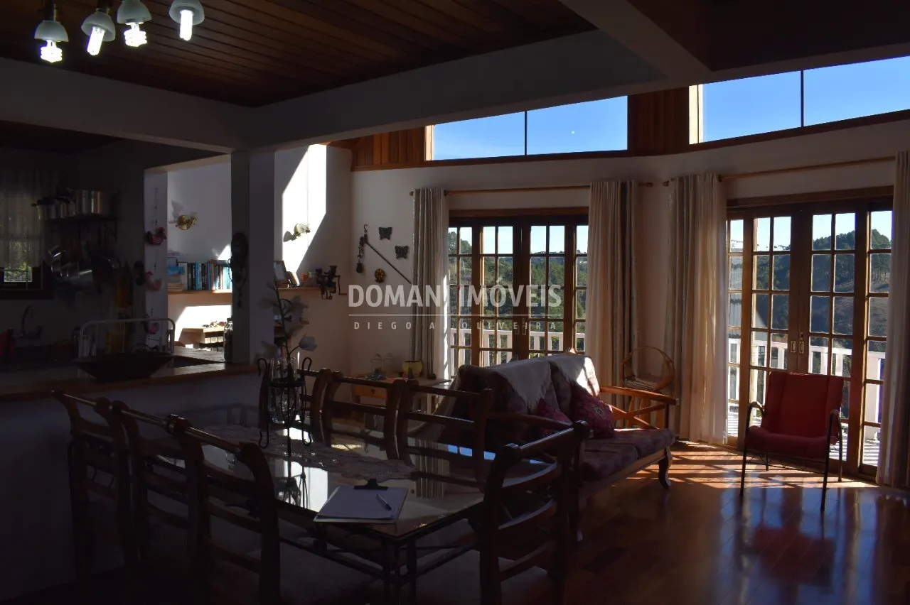 Casa à venda de 680 m² em Campos do Jordão, SP, Brasil