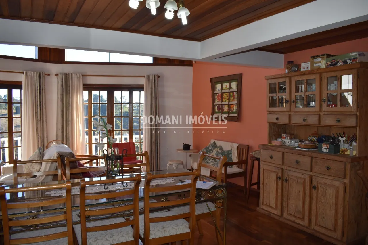 Casa à venda de 680 m² em Campos do Jordão, SP, Brasil
