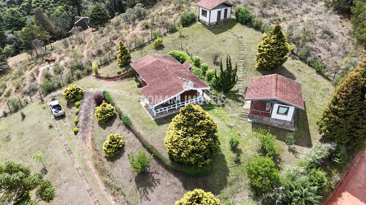 Casa à venda de 2.120 m² em Campos do Jordão, SP, Brasil