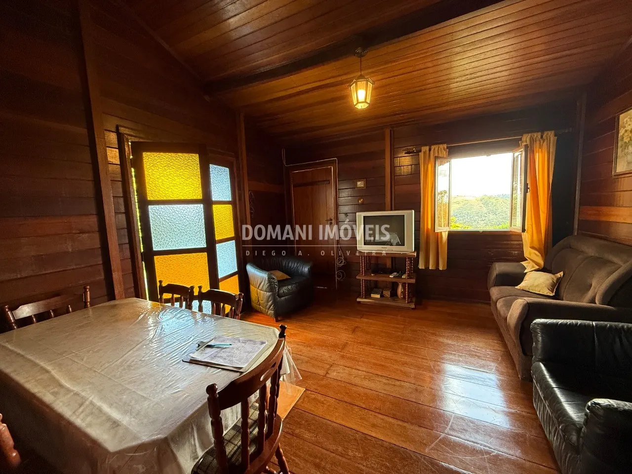 Casa à venda de 2.120 m² em Campos do Jordão, SP, Brasil
