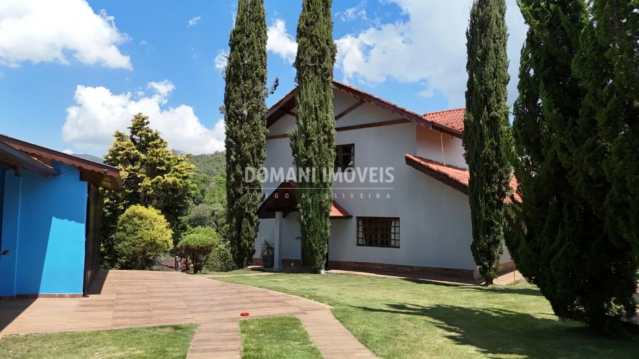 Casa à venda de 1.000 m² em Santo Antônio do Pinhal, SP, Brasil