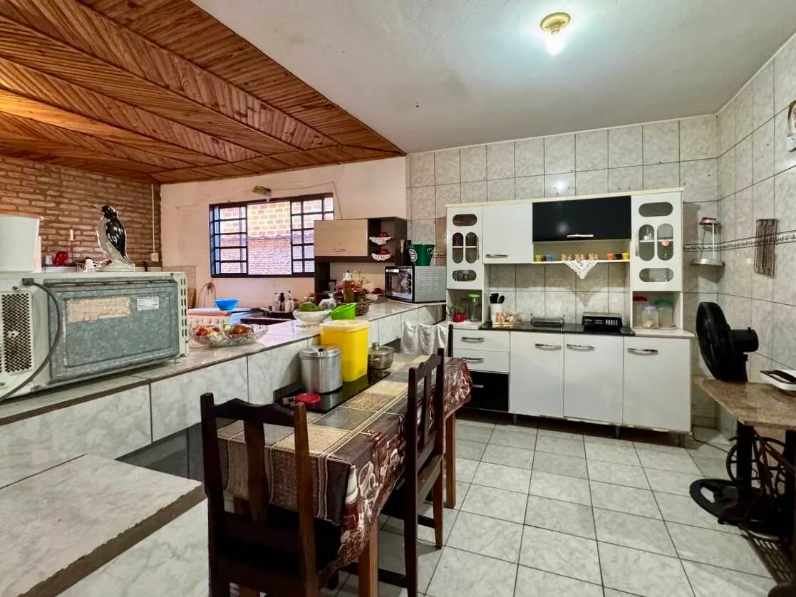 Country home for sale of 1,000 m² in Piraju, SP, Brazil