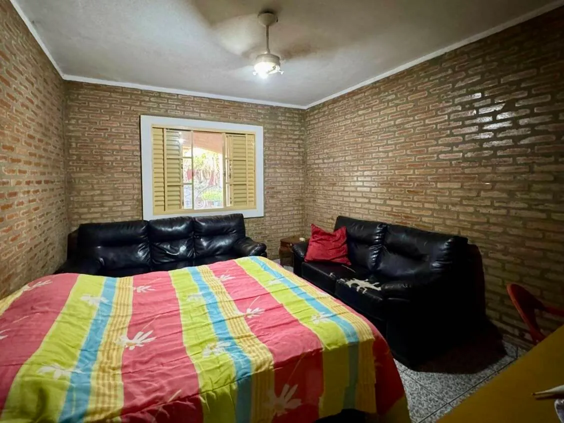 Country home for sale of 1,000 m² in Piraju, SP, Brazil