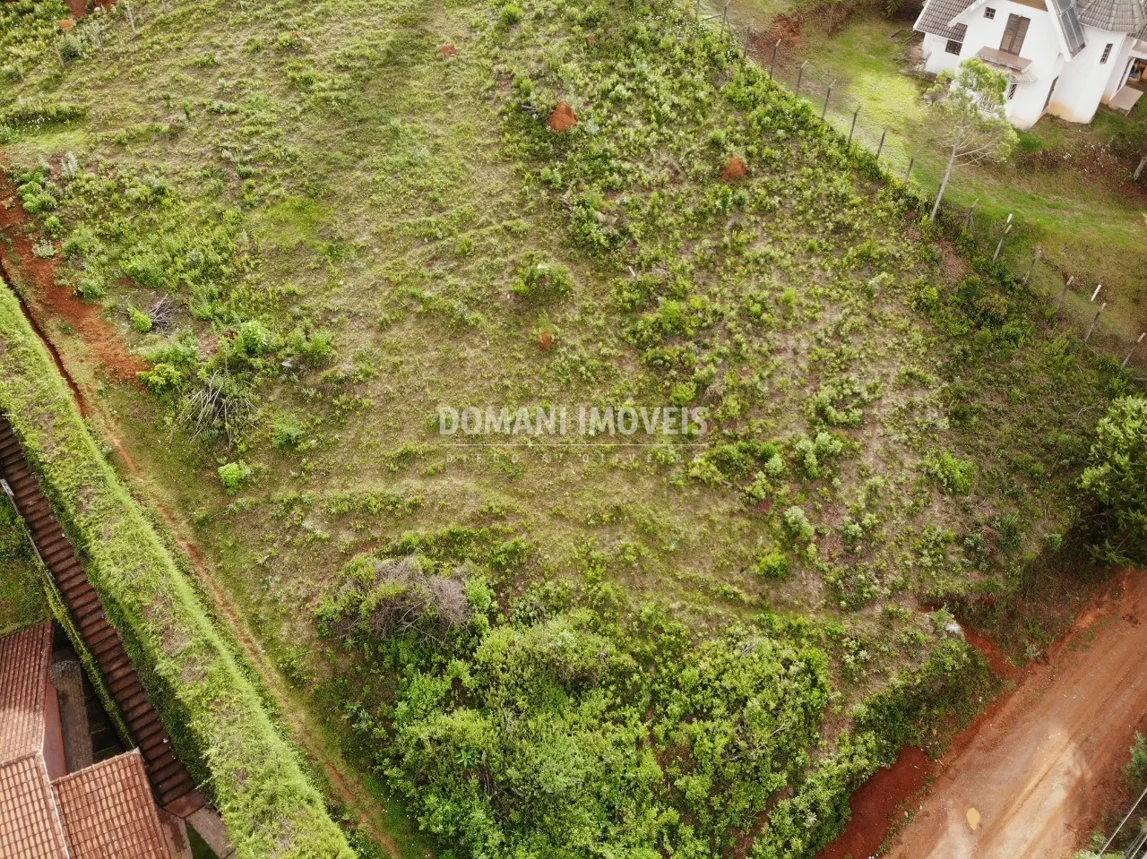 Terreno à venda de 930 m² em Campos do Jordão, SP, Brasil