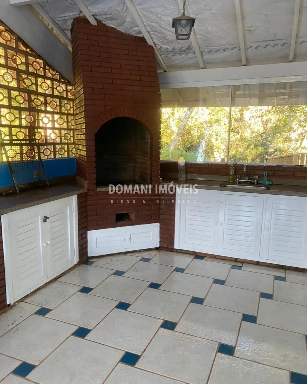 Casa à venda de 1.430 m² em Campos do Jordão, SP, Brasil