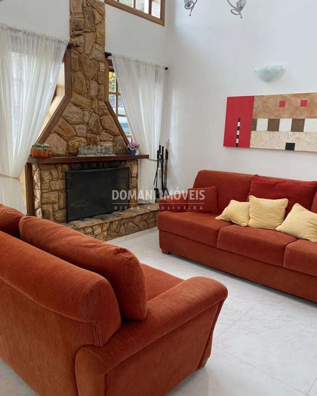 Casa à venda de 1.430 m² em Campos do Jordão, SP, Brasil