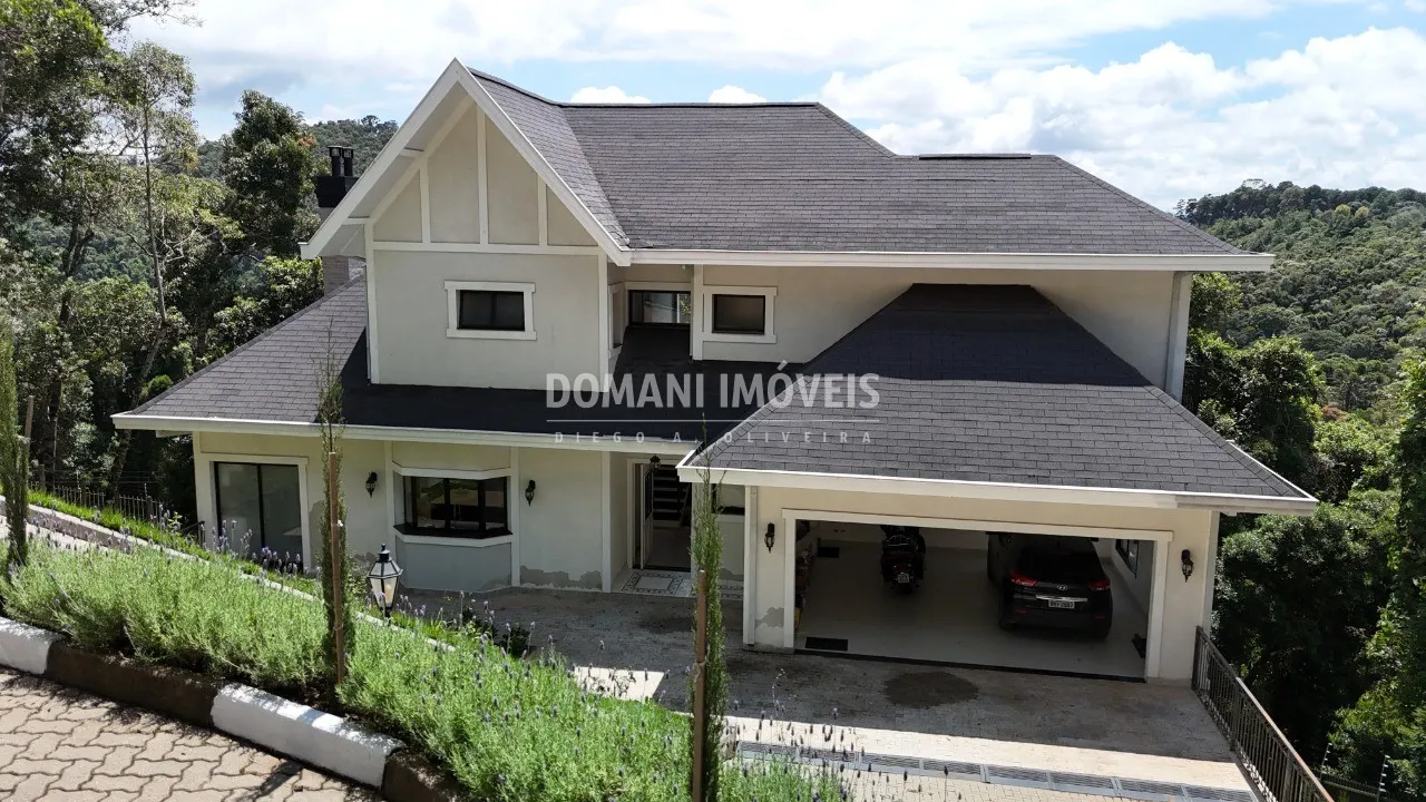 Casa à venda de 1.060 m² em Campos do Jordão, SP, Brasil