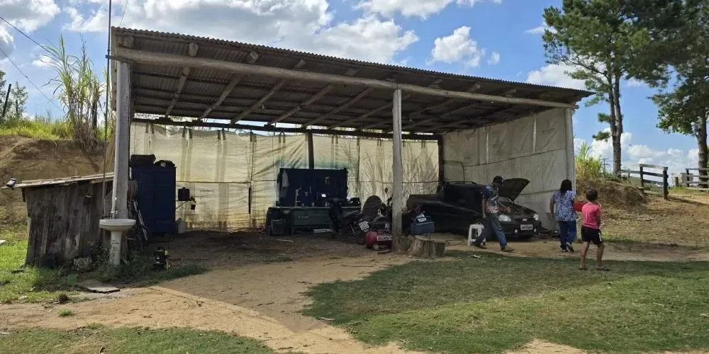 Casa à venda de 1.800 m² em Tomazina, PR, Brasil