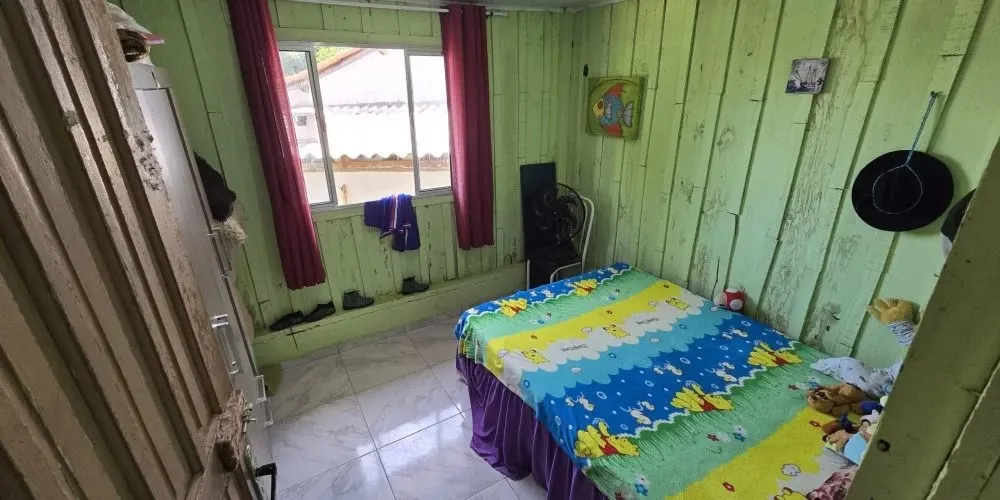 Casa à venda de 1.800 m² em Tomazina, PR, Brasil