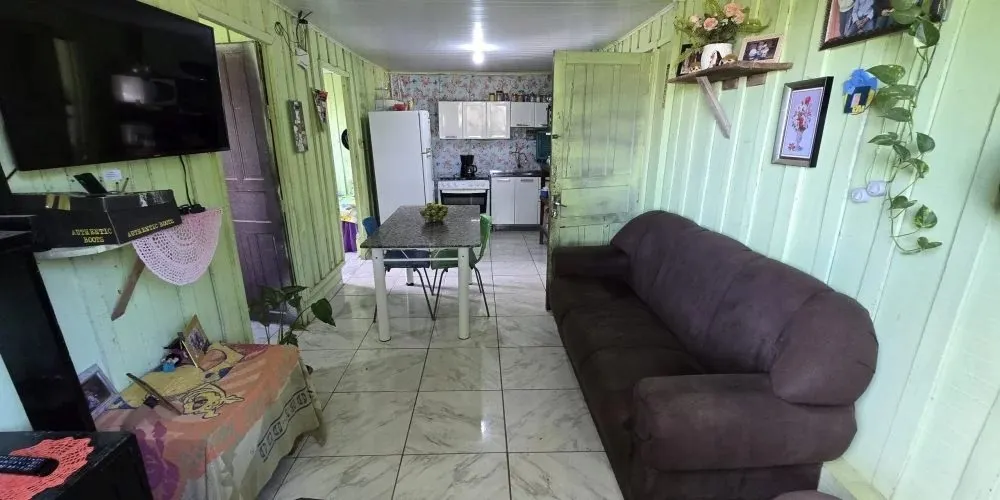 Casa à venda de 1.800 m² em Tomazina, PR, Brasil