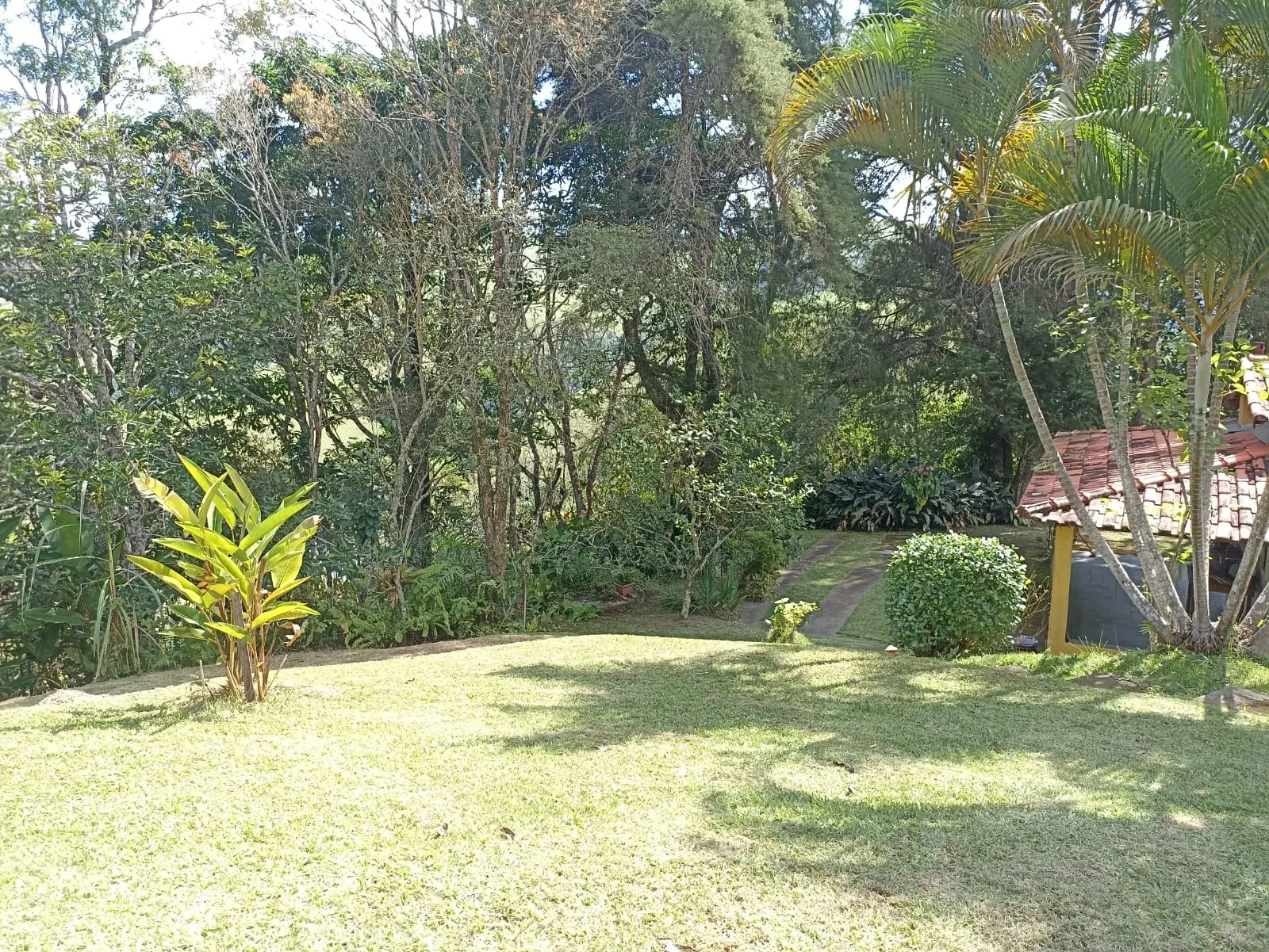 Chácara à venda de 3.600 m² em São José dos Campos, SP, Brasil