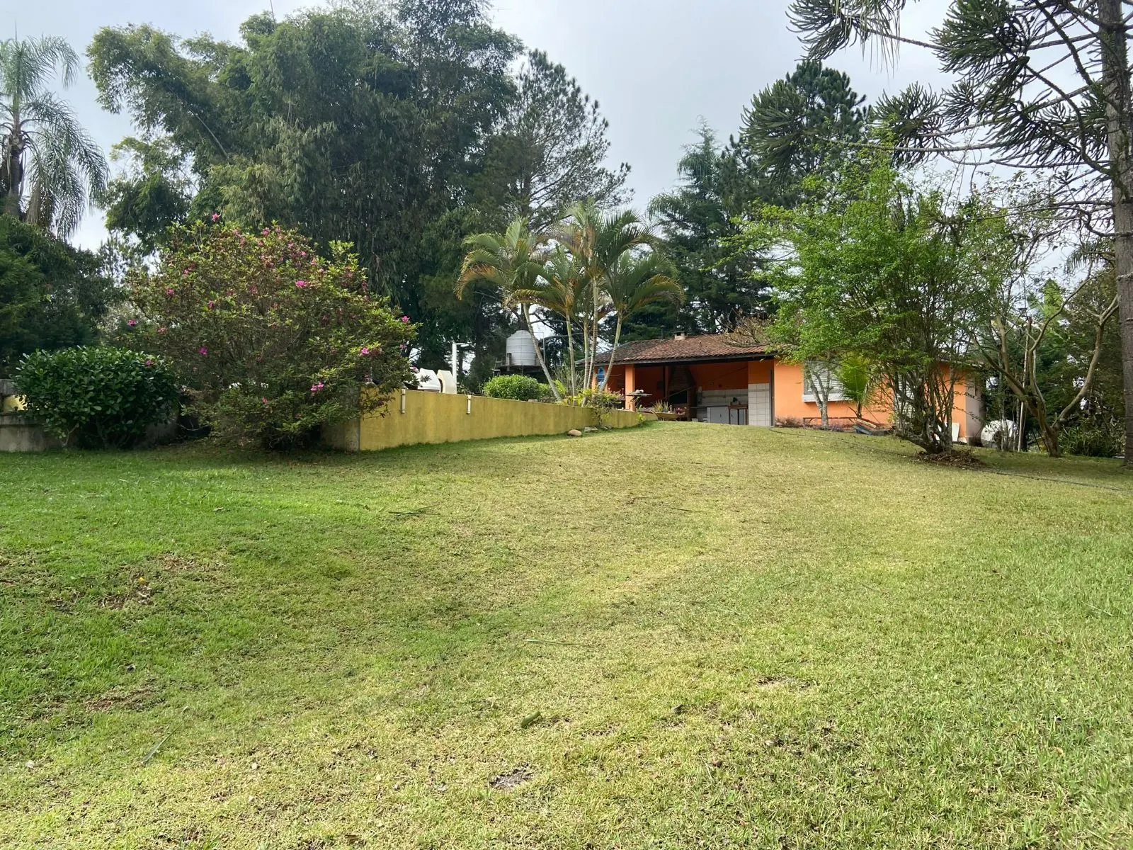 Chácara à venda de 3.600 m² em São José dos Campos, SP, Brasil
