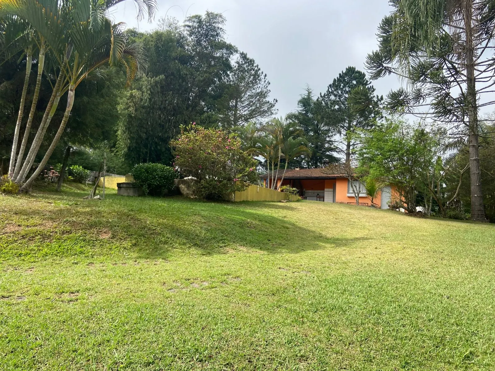 Chácara à venda de 3.600 m² em São José dos Campos, SP, Brasil