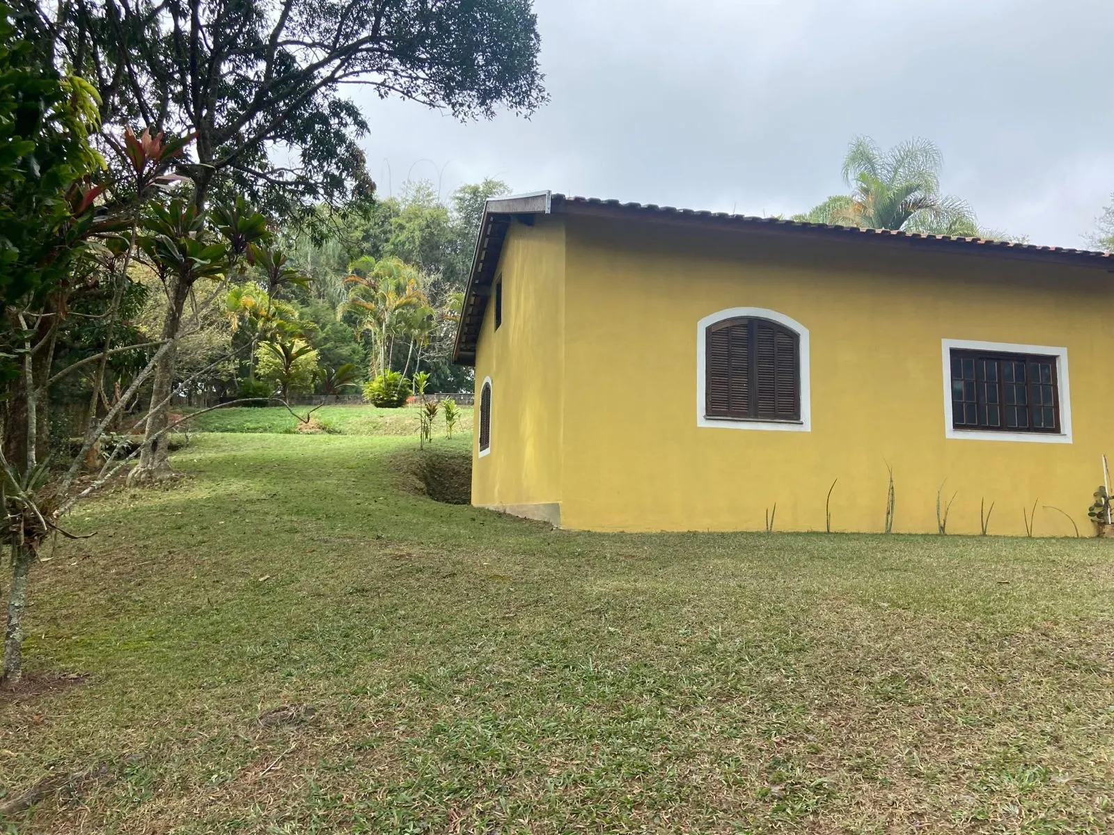 Chácara à venda de 3.600 m² em São José dos Campos, SP, Brasil