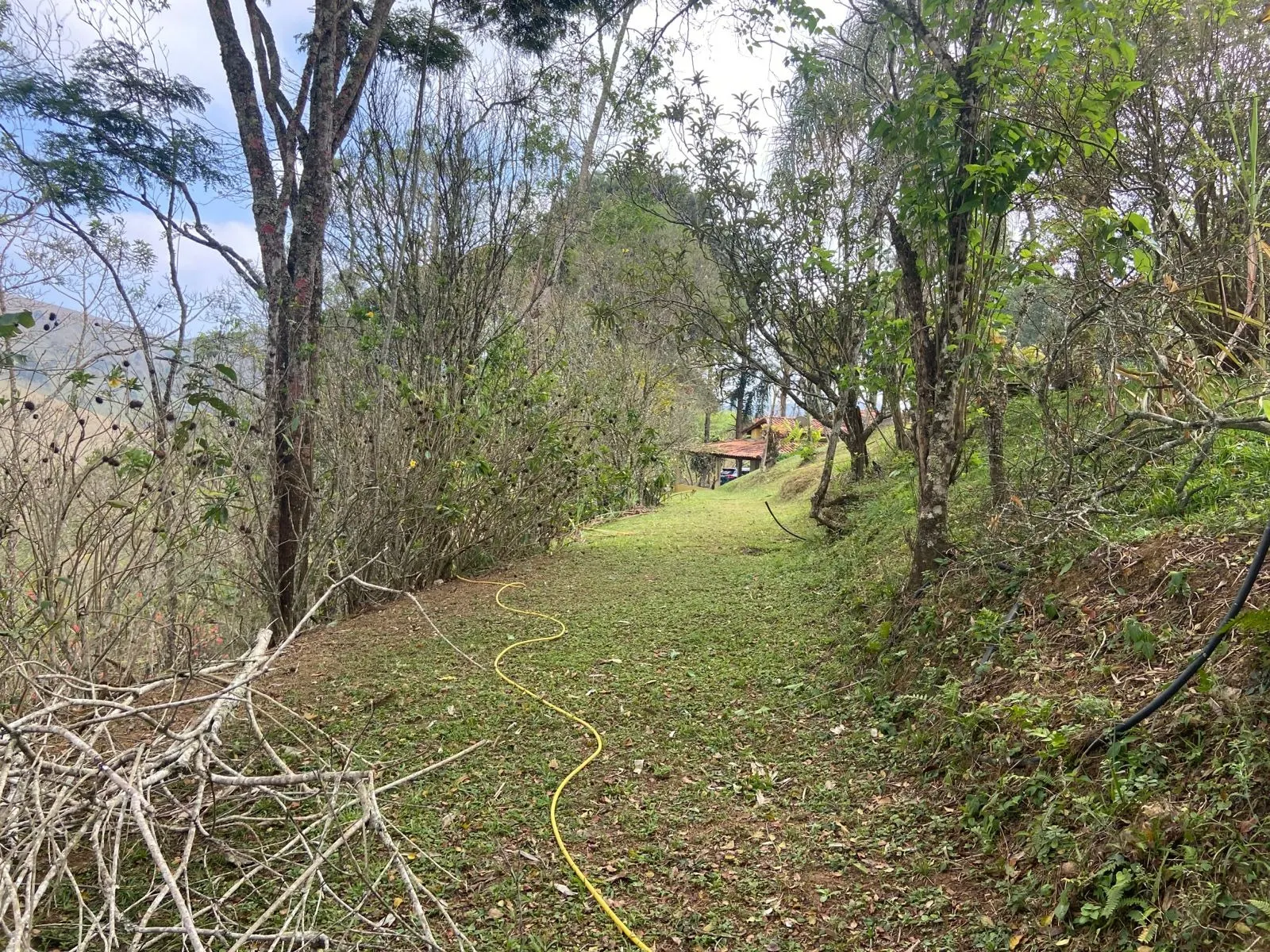 Chácara à venda de 3.600 m² em São José dos Campos, SP, Brasil