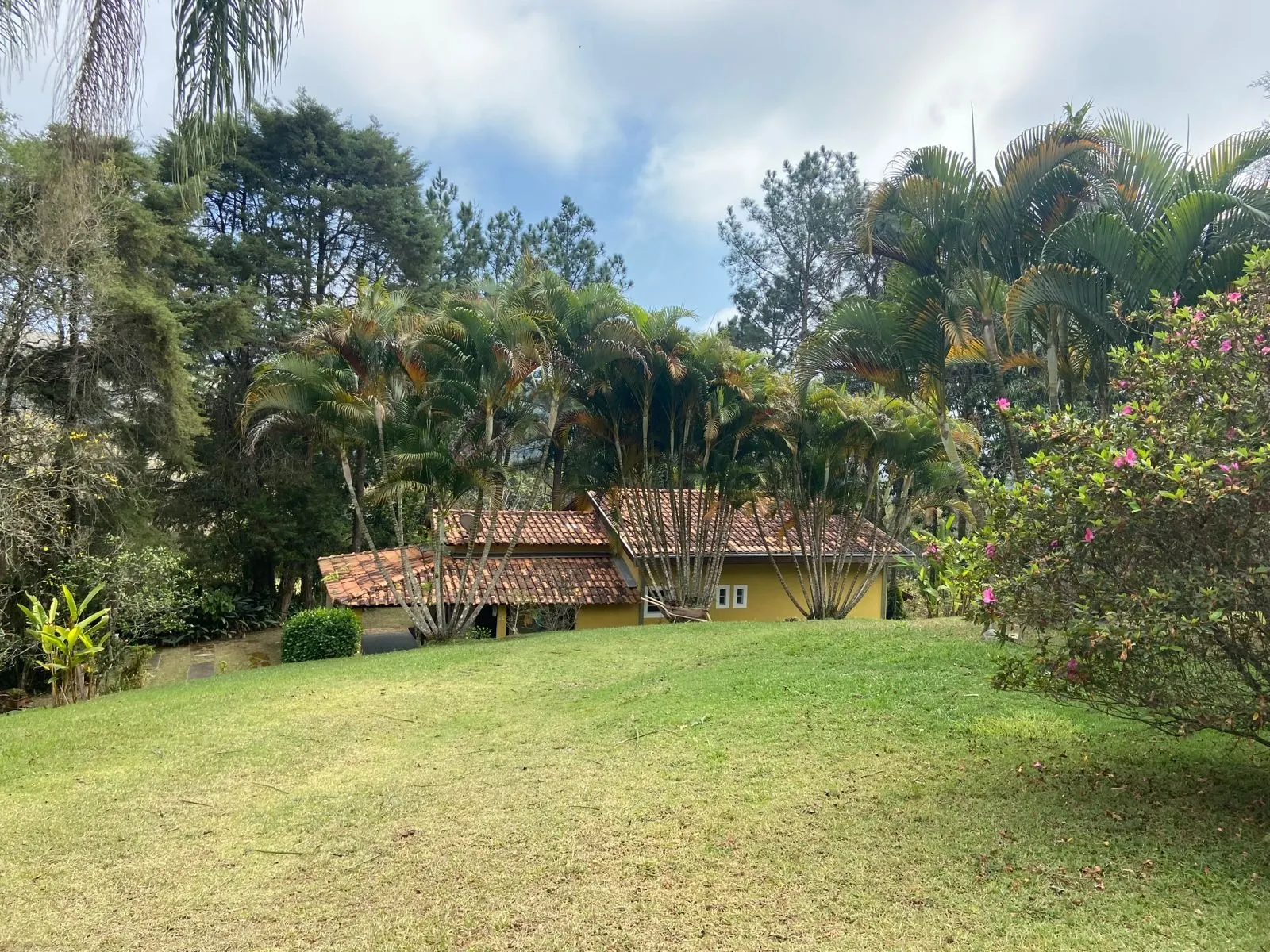 Chácara à venda de 3.600 m² em São José dos Campos, SP, Brasil