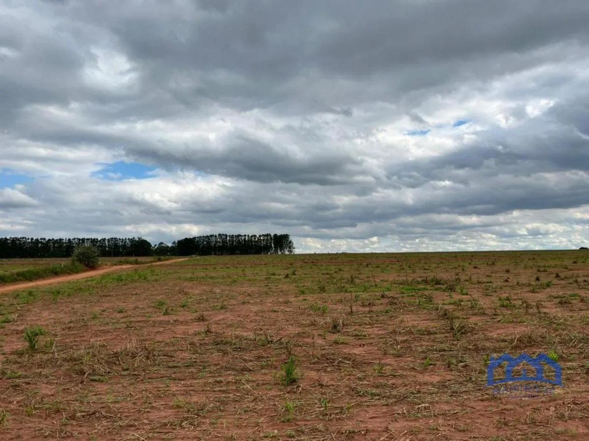 Fazenda à venda de 60 ha em Santa Cruz do Rio Pardo, SP, Brasil