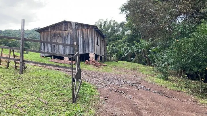 Country home for sale of 2,900 m² in Santo Antônio da Patrulha, RS, Brazil
