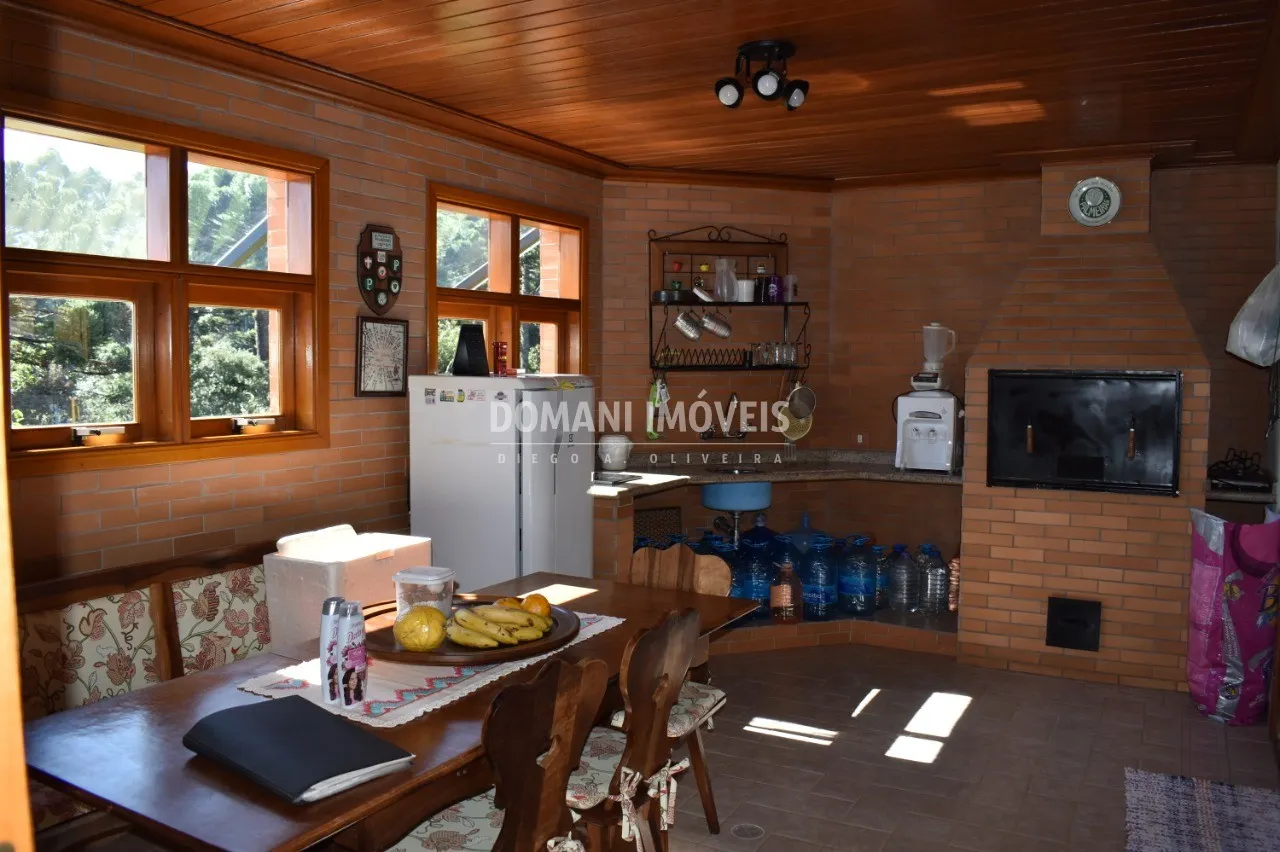 Casa à venda de 1.170 m² em Campos do Jordão, SP, Brasil