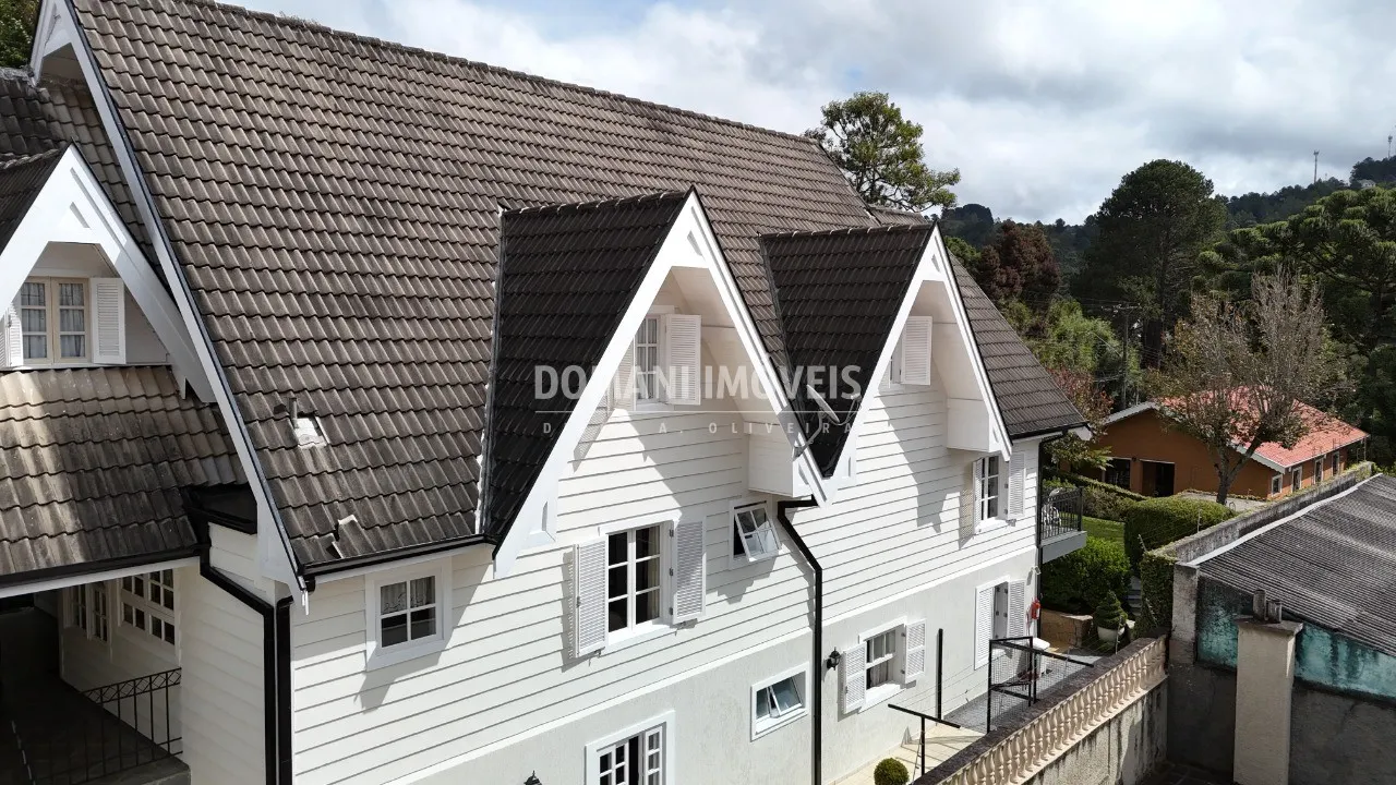 Casa à venda de 600 m² em Campos do Jordão, SP, Brasil