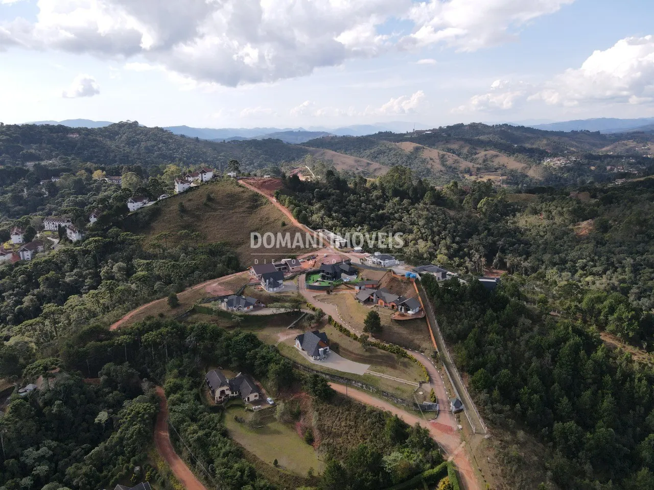 Casa à venda de 1.820 m² em Campos do Jordão, SP, Brasil