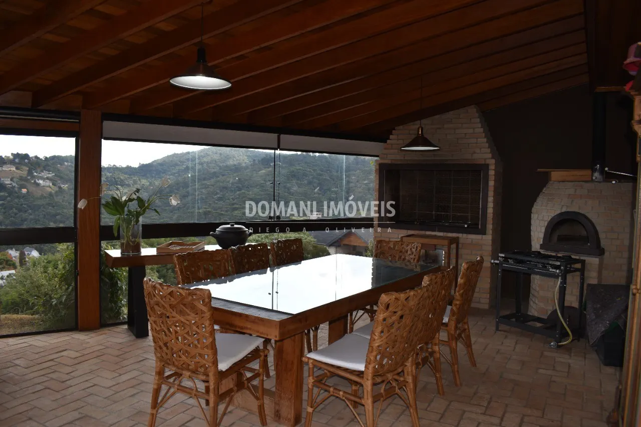 Casa à venda de 1.820 m² em Campos do Jordão, SP, Brasil