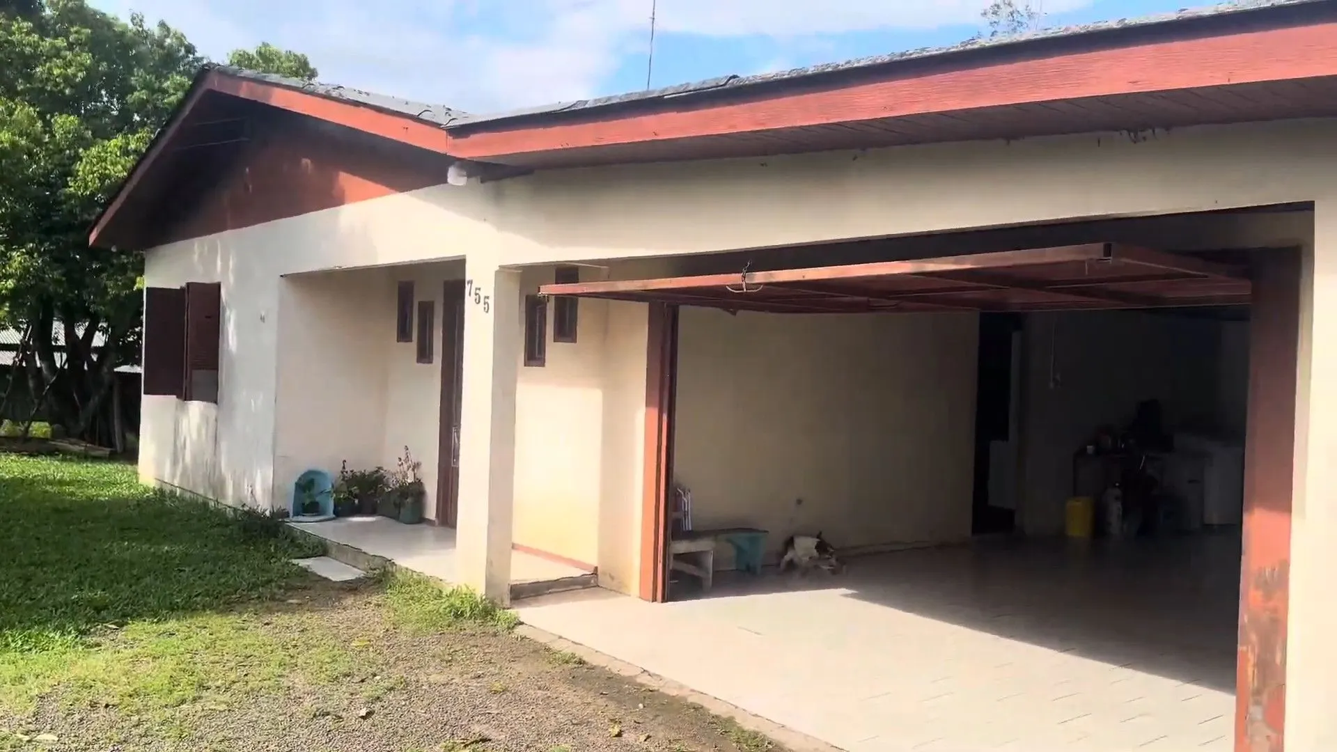 Country home for sale of 1,900 m² in Glorinha, RS, Brazil