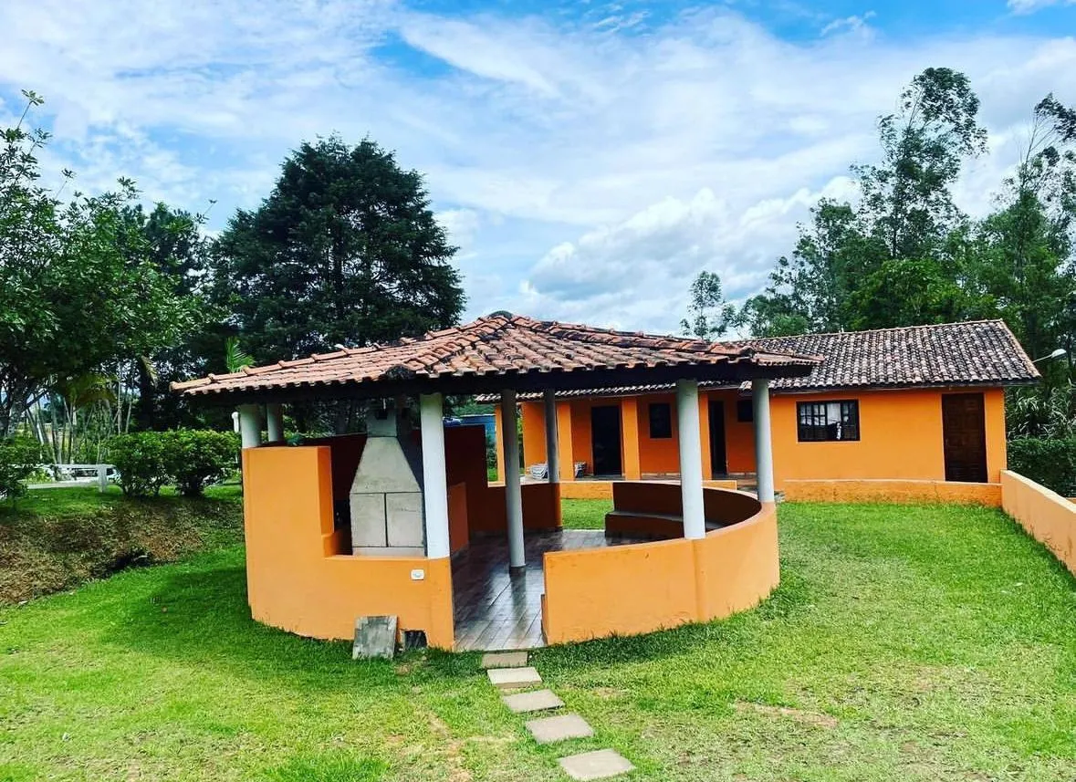 Chácara à venda de 2 ha em Igaratá, SP, Brasil