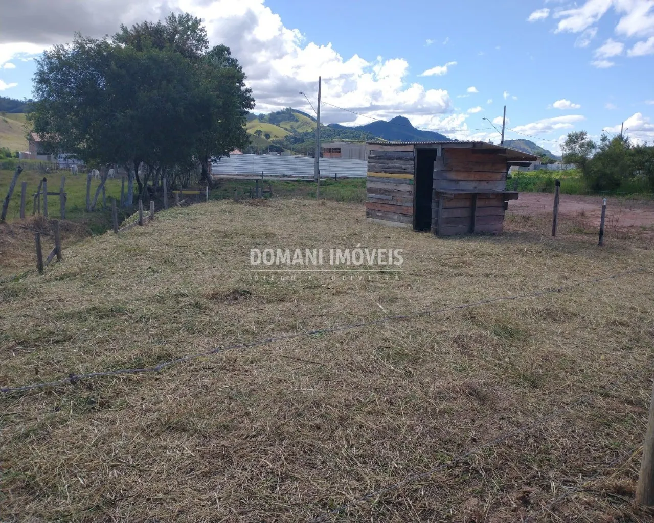 Plot for sale of 330 m² in Piranguçu, MG, Brazil