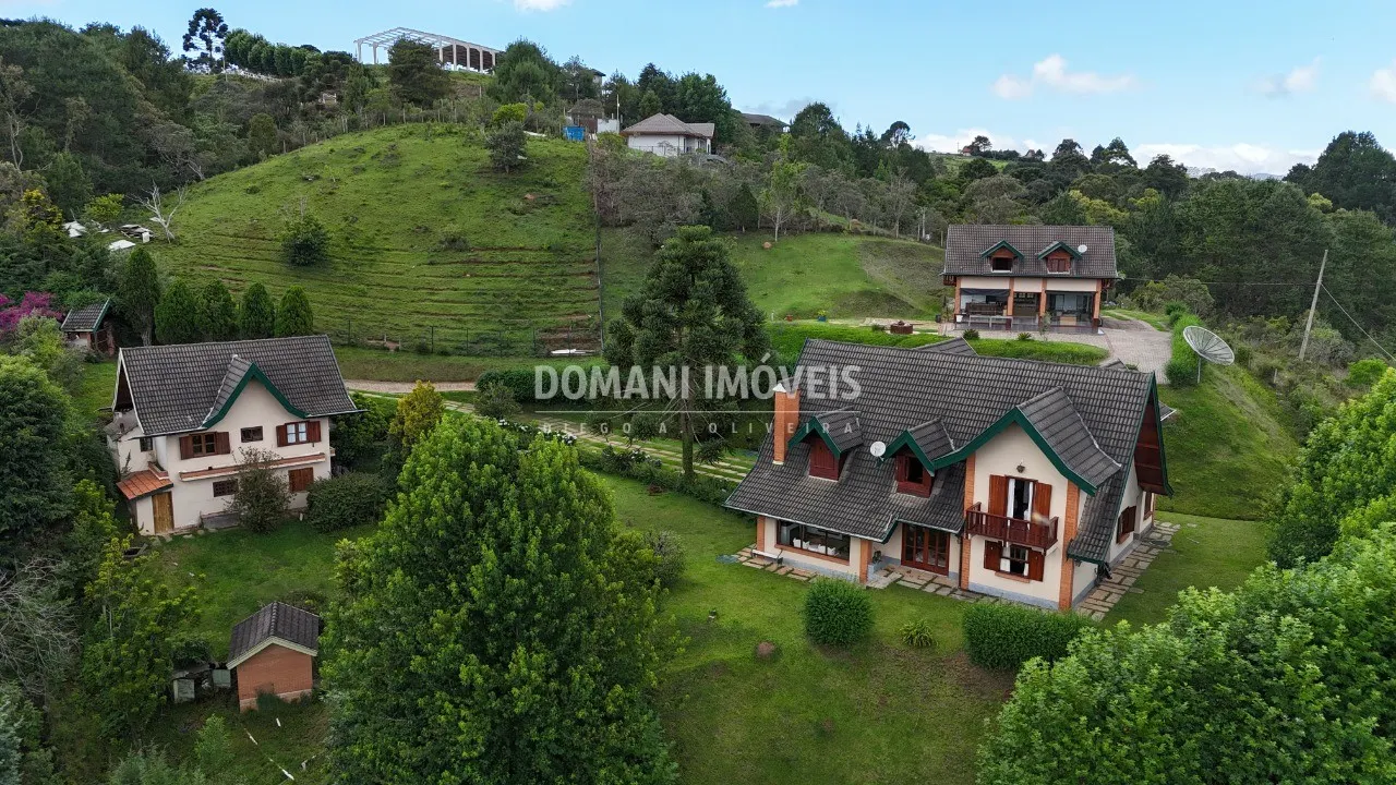 Casa à venda de 5.830 m² em Campos do Jordão, SP, Brasil