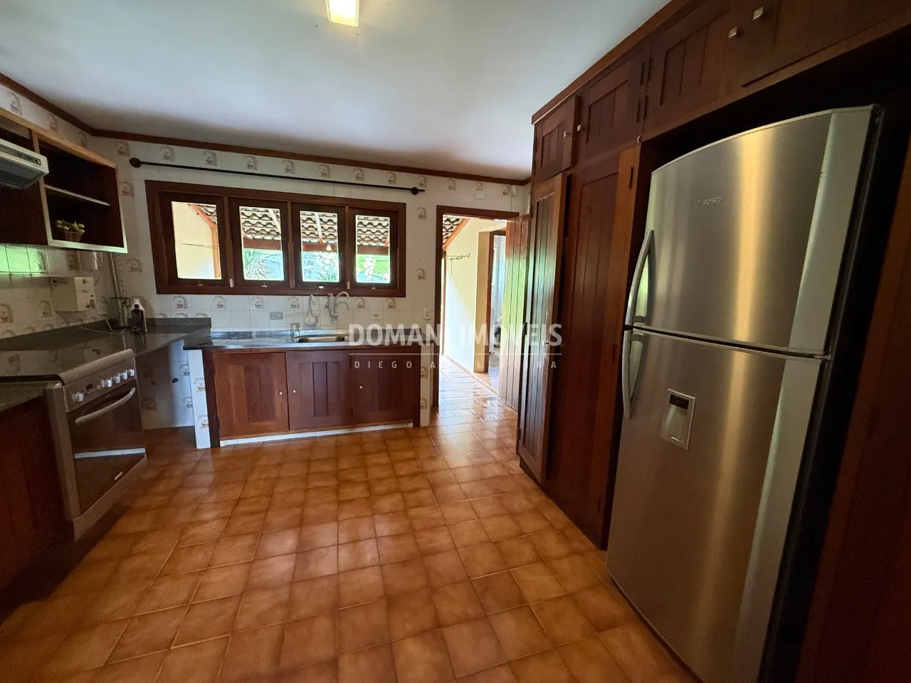 Casa à venda de 5.830 m² em Campos do Jordão, SP, Brasil