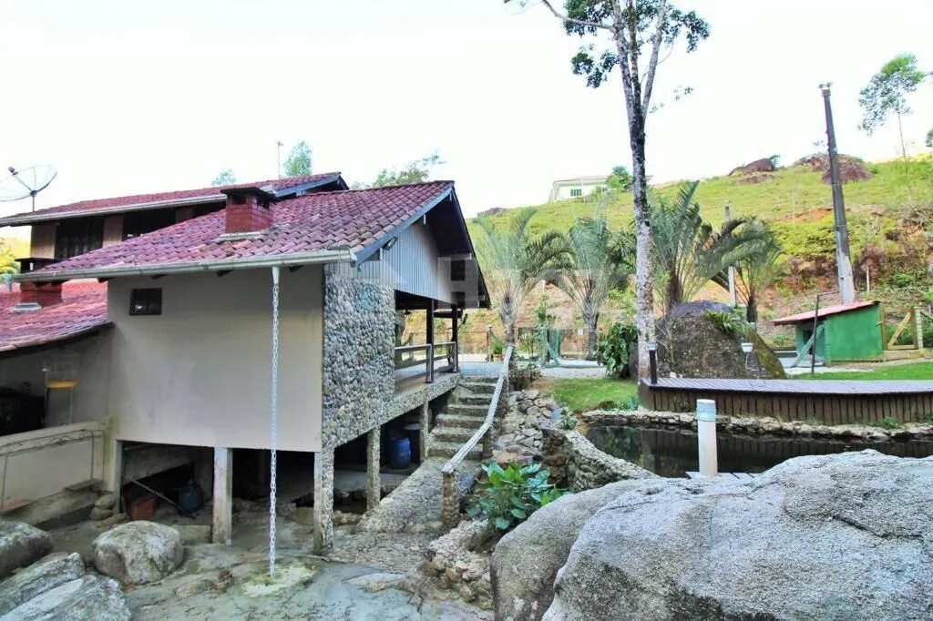 Fazenda à venda de 8.000 m² em Canelinha, SC, Brasil