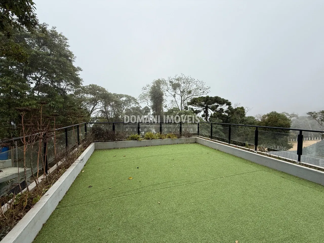 Casa à venda de 1.500 m² em Campos do Jordão, SP, Brasil