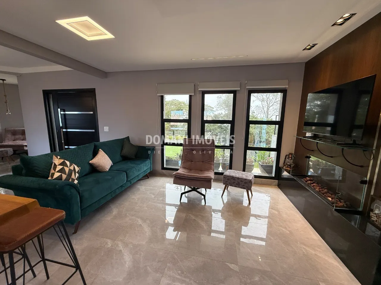 Casa à venda de 1.500 m² em Campos do Jordão, SP, Brasil