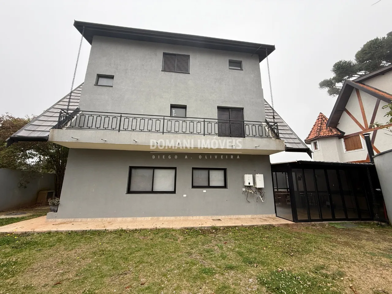 Casa à venda de 1.500 m² em Campos do Jordão, SP, Brasil