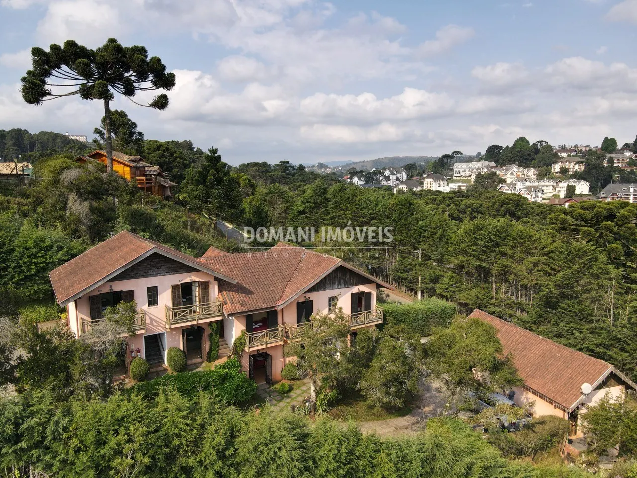 Pousada à venda de 1.190 m² em Campos do Jordão, SP, Brasil