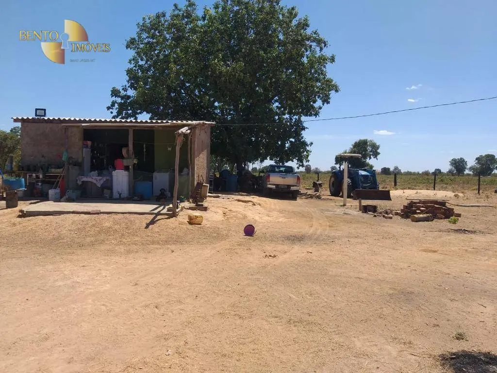 Fazenda à venda de 4.000 ha em Ribeirão Cascalheira, MT, Brasil