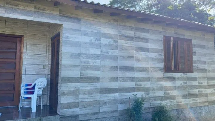 Chácara à venda e para Arrendar de 1 ha em Nova Hartz, RS, Brasil