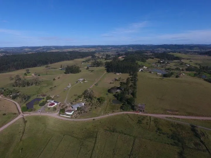 Chácara à venda e para Arrendar de 1 ha em Nova Hartz, RS, Brasil