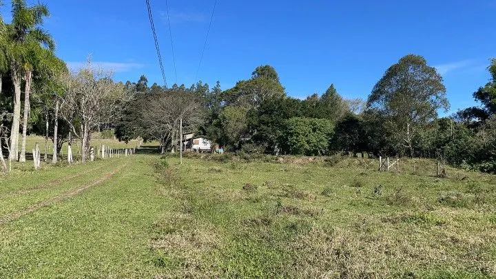 Chácara à venda e para Arrendar de 1 ha em Nova Hartz, RS, Brasil
