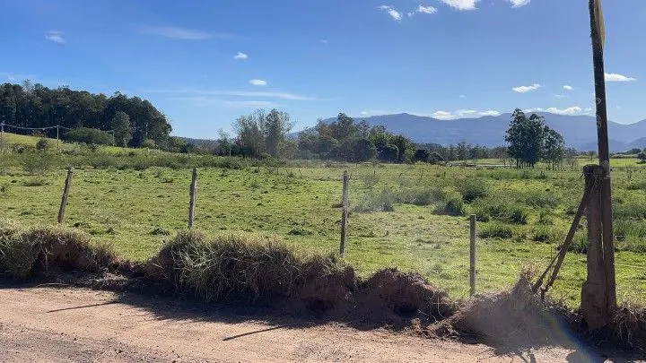 Chácara à venda e para Arrendar de 1 ha em Nova Hartz, RS, Brasil