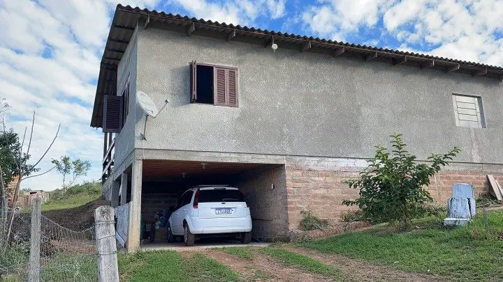 Country home for sale of 1,900 m² in Caraá, RS, Brazil