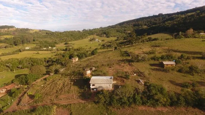Country home for sale of 1,900 m² in Caraá, RS, Brazil